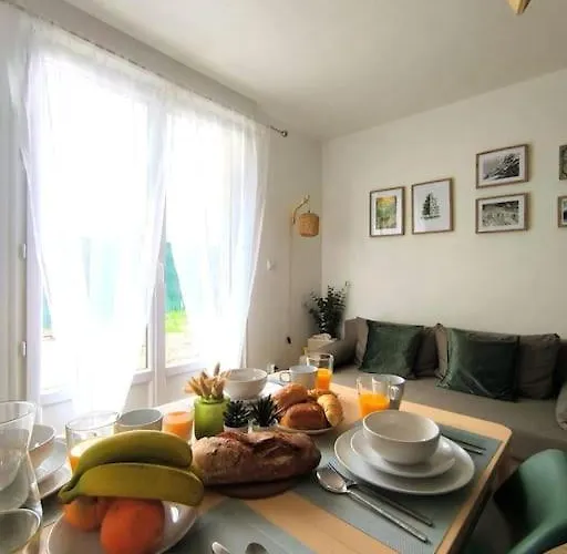 Nouveau Les Grumes 2 - Maison - 2 - Jardin - Neuf Holiday home *